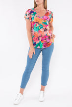 Load image into Gallery viewer, Jump Floral Top
