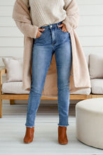 Load image into Gallery viewer, Country Denim Raw Hem Scratched Mum Jean
