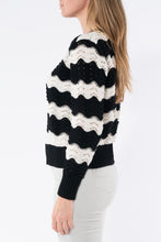 Load image into Gallery viewer, Jump Wave Stripe Pullover
