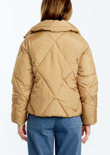 Load image into Gallery viewer, Ping Pong Crop Puffer Jacket
