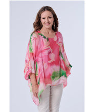 Load image into Gallery viewer, Watermark Fuschia Silk Abstract Print Top
